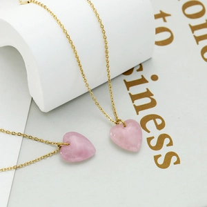 Rose Quartz Heart Pendant Necklace Titanium Steel Gold Plated Clavicle Chain Lucky Charm Jewelry For Women Gift