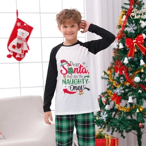 Pyjama De Noël Assorti Pour La Famille Haut À Manches Raglan Imprimé Lettres Et Pantalon À Carreaux Verts