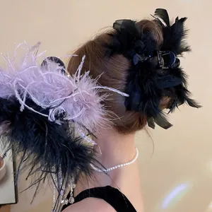 Elegant Feather Hair Claw Clip With Rhinestone Tassels Acrylic Sweet Shark Clip Hair Accessories For Women Wedding Party