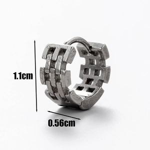 Men's silver stainless steel hoop earring with embossed dragon scale geometric pattern