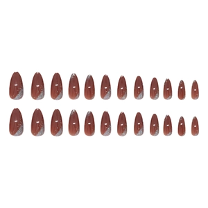 Lot de 24 faux ongles amande long marron rouge vintage avec dégradé argenté brillant