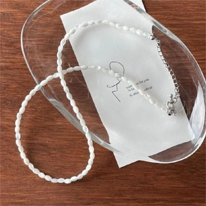 Elegant 925 sterling silver white shell beaded necklace with adjustable metal chain