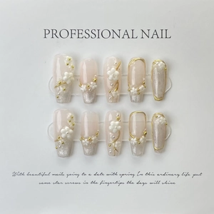 French Cherry Blossom Cat Eye Press On Nails Handmade 3D Flower Artificial Pearl Silver Glitter Long Trapezoid Elegant False Nails For Women