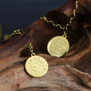 Western Titanium Steel Sunflower Smiling Face Double Sided Round Pendant Necklace With Engraving For Women Gold Jewelry