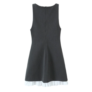 Robe courte sans manches trapèze gris foncé avec ourlet plissé blanc et zip au dos