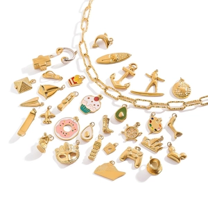 Goldenes DIY-Schmuckset aus Titanstahl mit Anhängern wie Flugzeug und Anker-Motiven