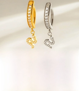 Detailed size specifications for G23 titanium snake belly piercing with zircon stones