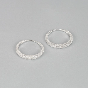 Minimalist 925 sterling silver hoop earrings with shimmering sand texture finish