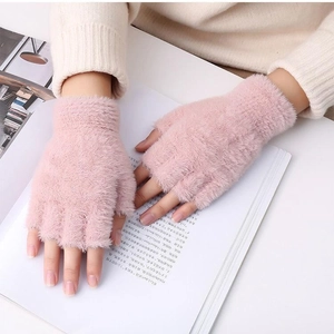 Winter faux fur fingerless gloves in soft pink purple color for warm office use