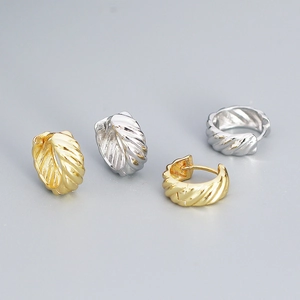 925 Sterling Silver Hoop Earrings Twisted Croissant Texture Minimalist Huggie Earrings For Women