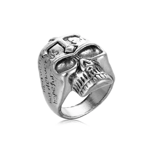 Retro punk skull ring in antique silver finish with detailed side engravings