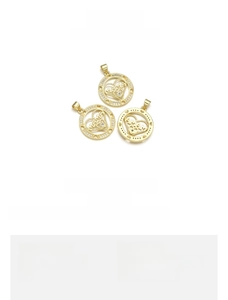Close-up of gold-plated MAMA heart pendant with micro-set zircon, 22x24mm size