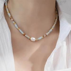 Fashionable shoushan stone and freshwater pearl choker necklace in blue and brown