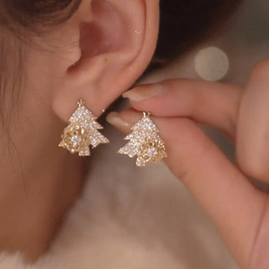 S925 silver needle Christmas tree stud earrings with gold plating and sparkling zircons