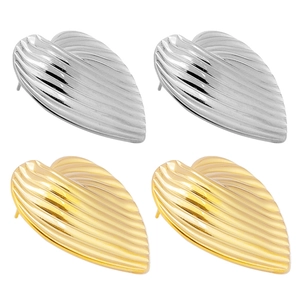 304 stainless steel heart-shaped stud earrings in gold and silver with textured stripes