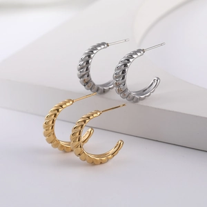 Boucles D'oreilles Créoles En Forme De C En Acier Inoxydable Plaqué Or Croissant Torsadées Bijoux Minimalistes Femme