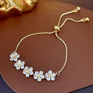 Flower Star Bracelet Zircon Alloy Real Gold Plated Adjustable Pull-Out Chain Elegant Jewelry For Women