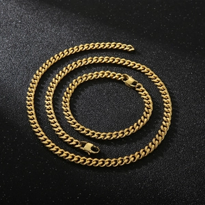 Polished gold double-sided Cuban link chain necklace and bracelet set for men