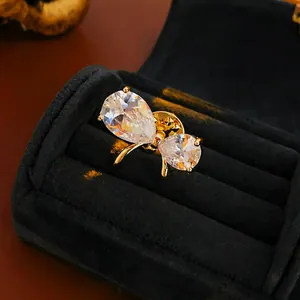Exquisite gold-plated butterfly brooch with sparkling teardrop-shaped zircon crystals