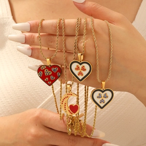 Collier Pendentif Cœur Lune En Acier Inoxydable Coquillage Émail Strass Plaqué Or Chaîne Torsadée Bijoux Pour Femmes