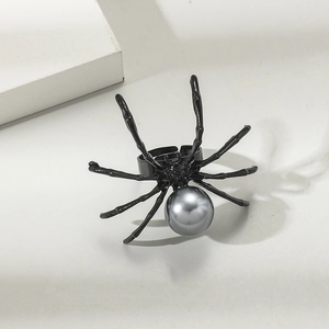 Anello punk a ragno in metallo nero con grande perla grigia a effetto metallico