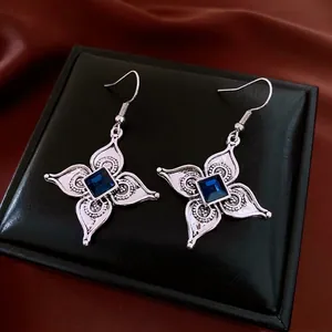 Boucles D'oreilles Pendantes À Fleur Ethnique Rétro Avec Cristal Carré Bleu En Alliage Et Tige En Argent Sterling 925