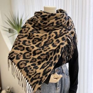 Classic thick leopard print scarf with fringe, soft cashmere-like shawl for winter warmth