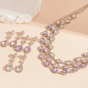 Luxury two-piece teardrop crystal necklace and three pairs of earrings set for women