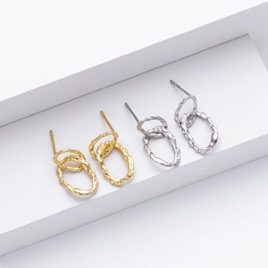 Elegant S925 sterling silver long interlocking double hoop earrings with hammered texture