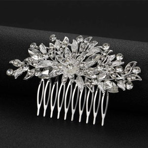Pettine per capelli da sposa argento con farfalle e foglie di cristallo lucido