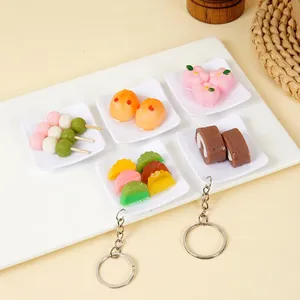 Mini Simulazione Cibo Portachiavi PVC Miniatura Dolce Torta Modello Giocattolo Per Borsa Fascino Casa Delle Bambole Accessorio