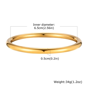 Detail showing dimensions of gold stainless steel bangle with 6.5cm inner diameter
