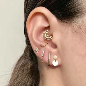 S925 silver needle tassel earrings set with sparkling stones in gold finish