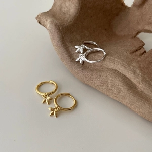 S925 sterling silver leaf hoop earrings in gold and silver finish for women