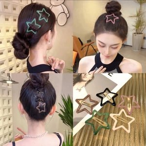 Set of colorful Y2K star-shaped BB hair clips for women in five vibrant pastel shades