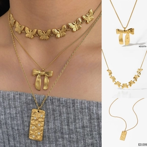 Bowknot Butterfly Rectangle Pendant Necklace 316L Stainless Steel PVD Gold Plated Zircon Vintage Hammered Jewelry For Women