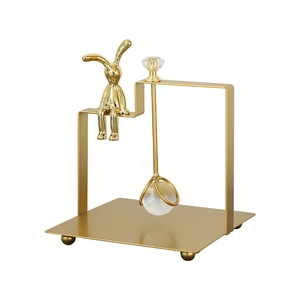Nordic minimalist gold iron rabbit tissue holder with crystal pendant for table decor