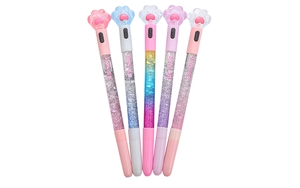 Détail de cinq stylos à paillettes en forme de patte de chat en rose, bleu et violet