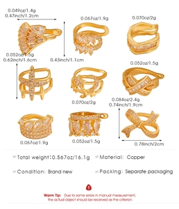 9-teiliges goldenes Ohrmanschetten-Set mit Zirkonia, Sternen und Mond-Designs
