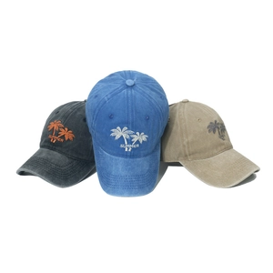 Detailed embroidery of palm trees and Summer text on three washed cotton baseball caps