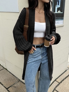 Cardigan lungo chic in maglia grossa nera da donna, cappotto maglione invernale aperto elegante