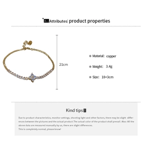 Detail view of gold clover bracelet with zircon, showing 3.4g weight and 18cm plus 3cm length