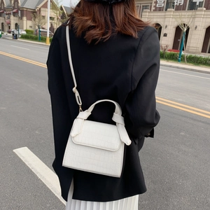 White crocodile pattern crossbody bag for women, stylish faux leather small square handbag