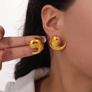 Minimalist Titanium Steel Gold Plated Drop Earrings For Women Comma Shape Geometric Stud Earrings Chic Mirror Polished Jewelry