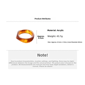 Detailed specs of acrylic amber stripe bangle: 1.9cm wide, 60mm inner diameter, 43.7g