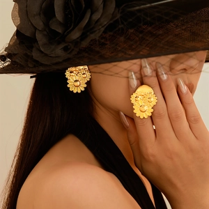 18k gold plated stainless steel daisy flower ring and earrings jewelry set for women