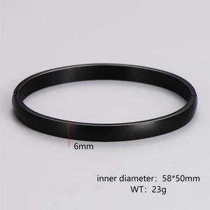 Detailed view of matte black finish 6mm bangle with inner diameter 58x50mm dimensions