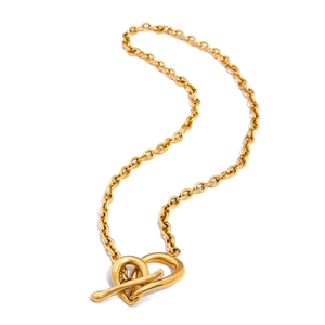 Collier élégant en acier titane doré avec boucle en nœud de cœur et maille ronde
