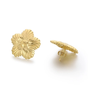 Élégantes boucles d'oreilles tournesol dorées avec texture brossée et fermoir papillon