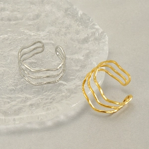 Adjustable layered wavy stainless steel open rings in gold and silver finish